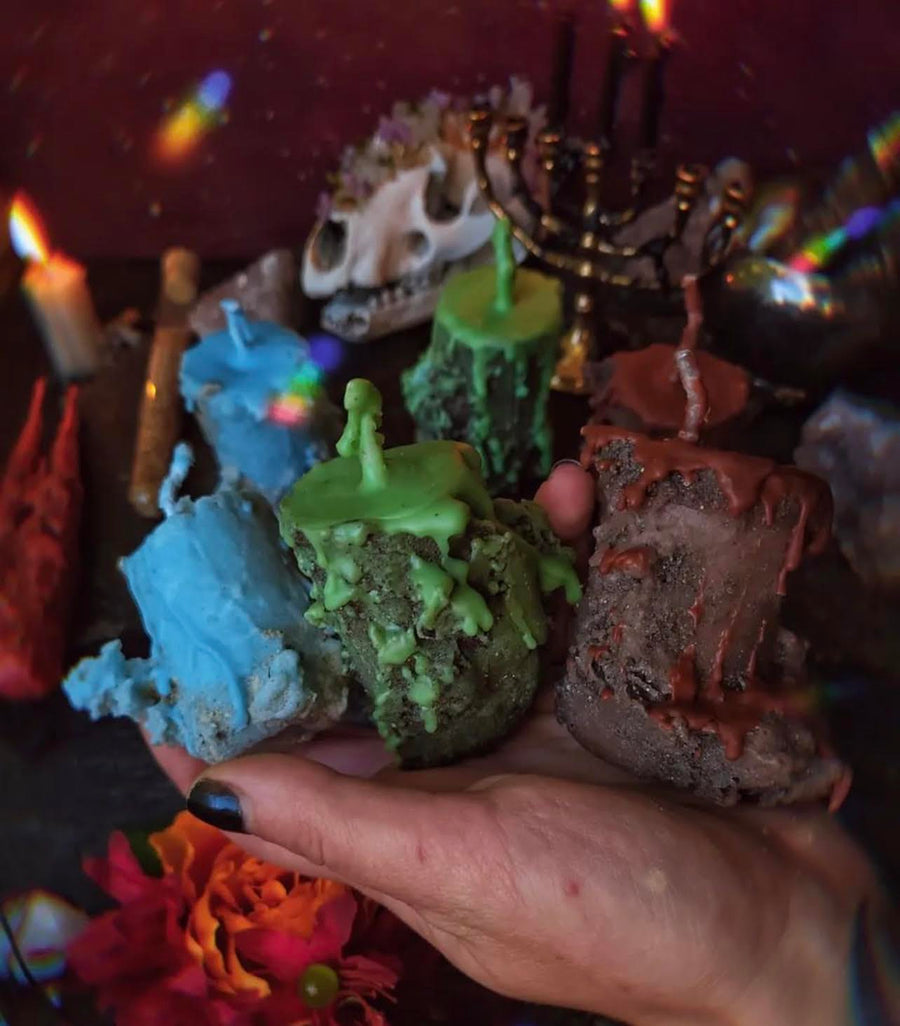 This is the earth and sea intention candle made by a witch up in Latvia.