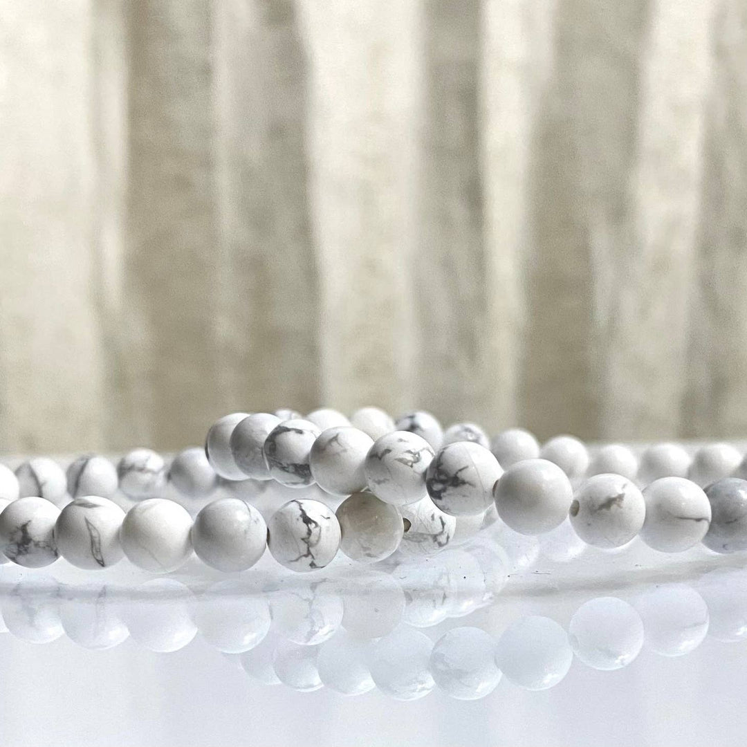 Howlite 6mm 7.5” Crystal Healing Stretch Bracelet