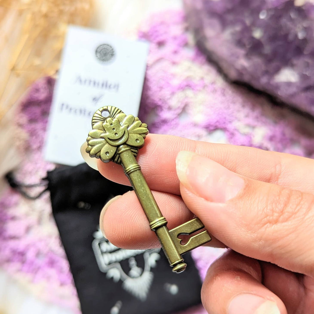 Protection Amulet Talisman Charm Key Spiritual Shield