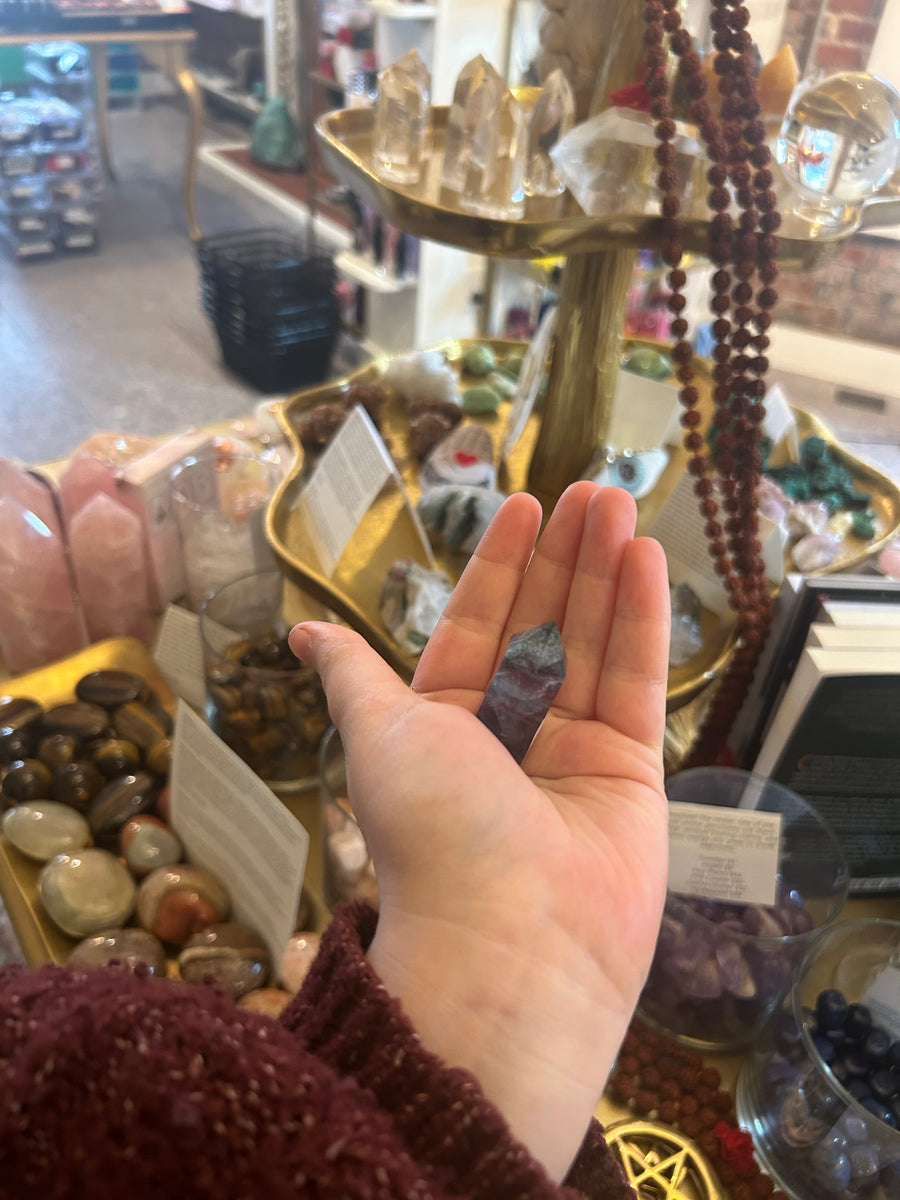 Image of Makeup Altar Crystals Small Fluorite Obelisk