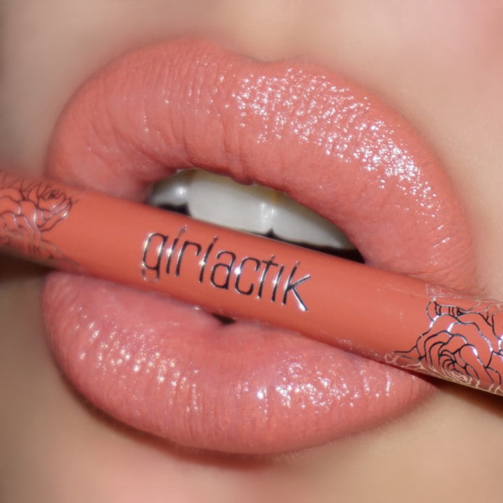 Girlactik Glossy Lip Liner