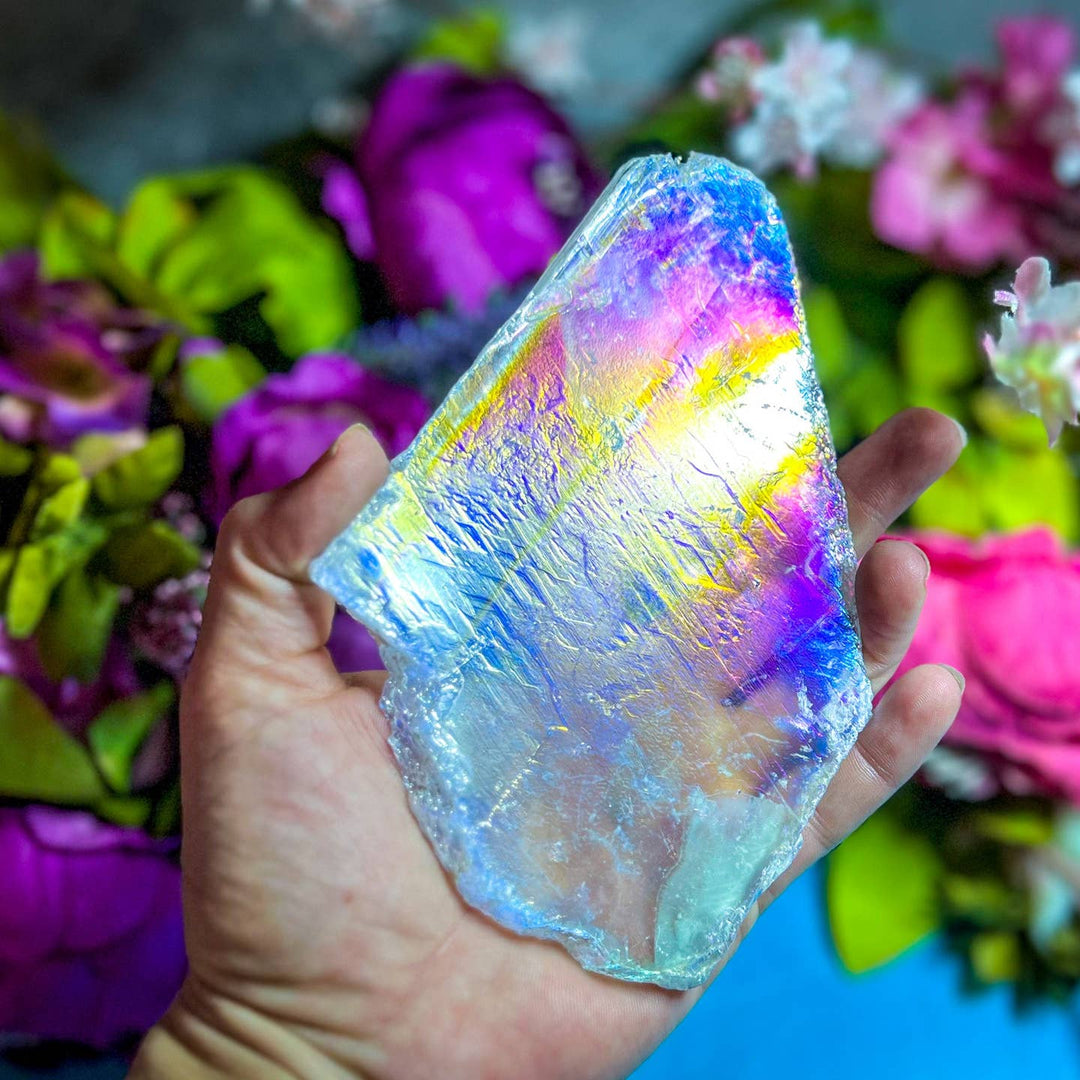 Medium Raw Aura Selenite