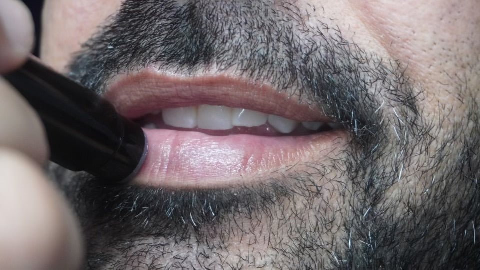 Unisex Jello Balm on Male Lips