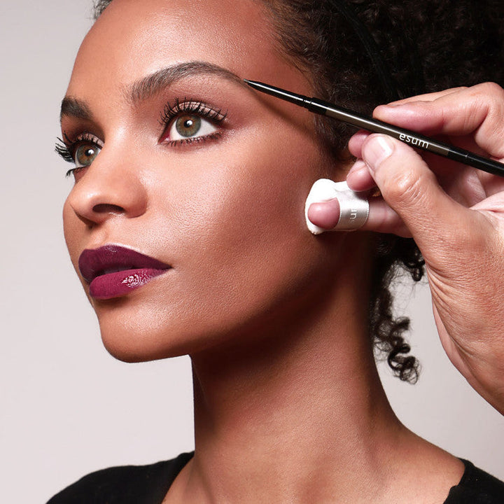 ESUM Brow Defining Pencil