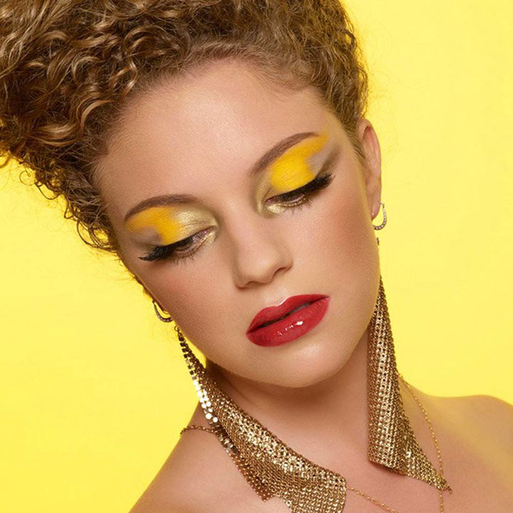 Glitter & Glam Book with a happy yellow eye look
