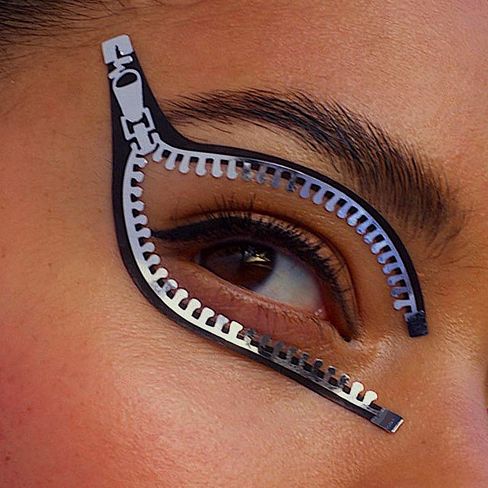 Image of Face Lace Zippersona