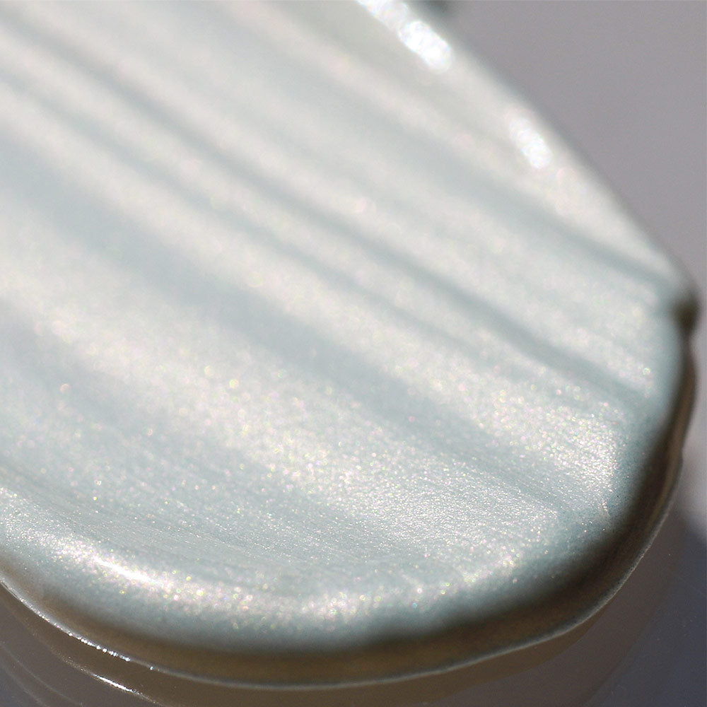 Opalescence Gleam Face & Body Radiance swatch close up