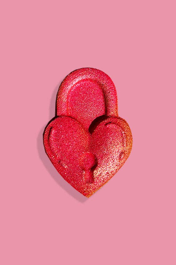 Locket of Love - Valentine's Day Crystal Infused Bath Bomb