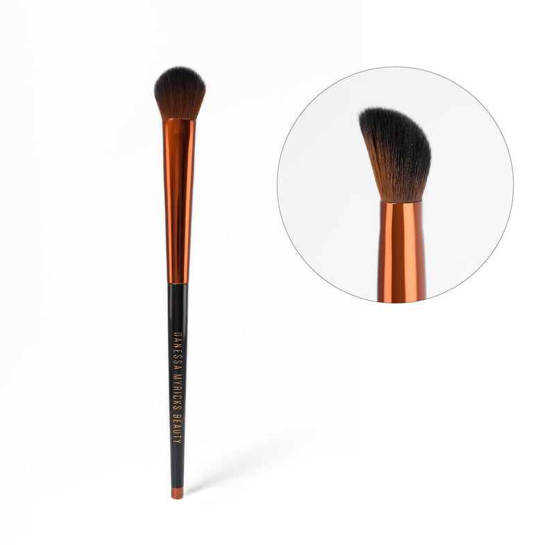 Danessa Myrics Yummy Face 3.0 All Over Concealer Brush