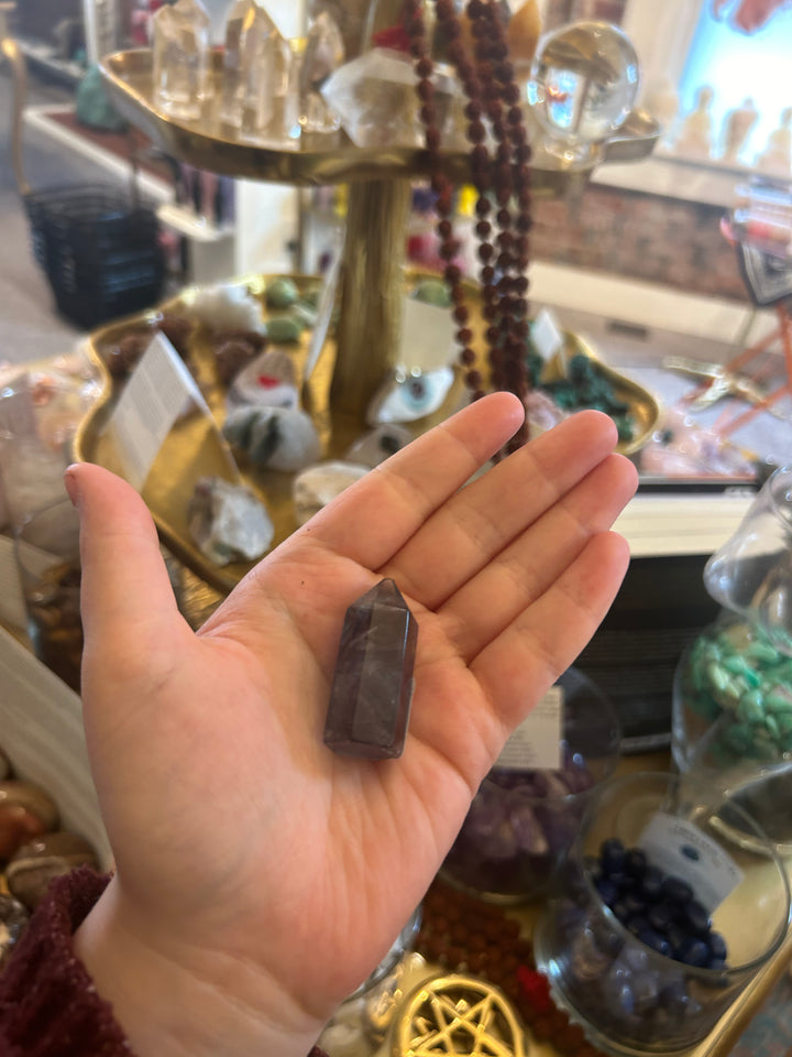 Makeup Altar Crystals Small Fluorite Obelisk