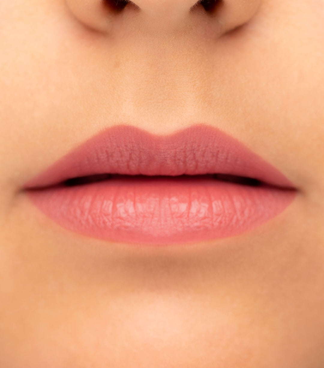 Kevyn Aucoin Unforgettable Lipstick - Cream