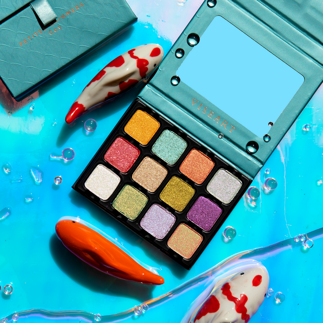 The open Petites Shimmers Coy Pallet with water and coy fish background