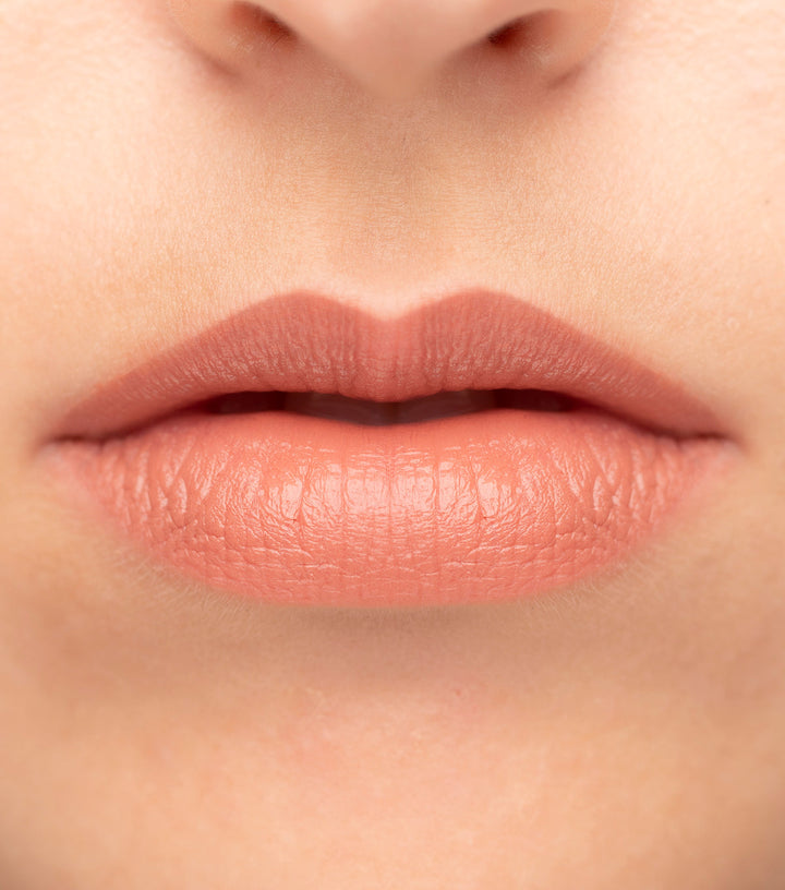 Kevyn Aucoin Unforgettable Lipstick - Cream