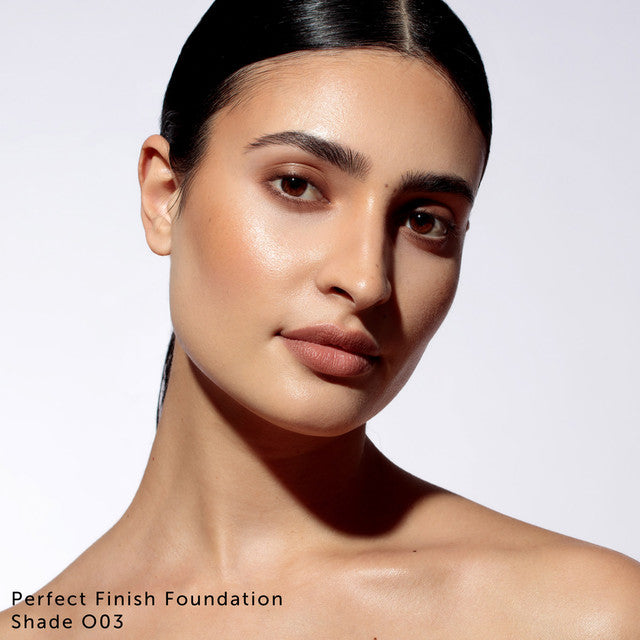Esum Perfect Finish Complexion Book