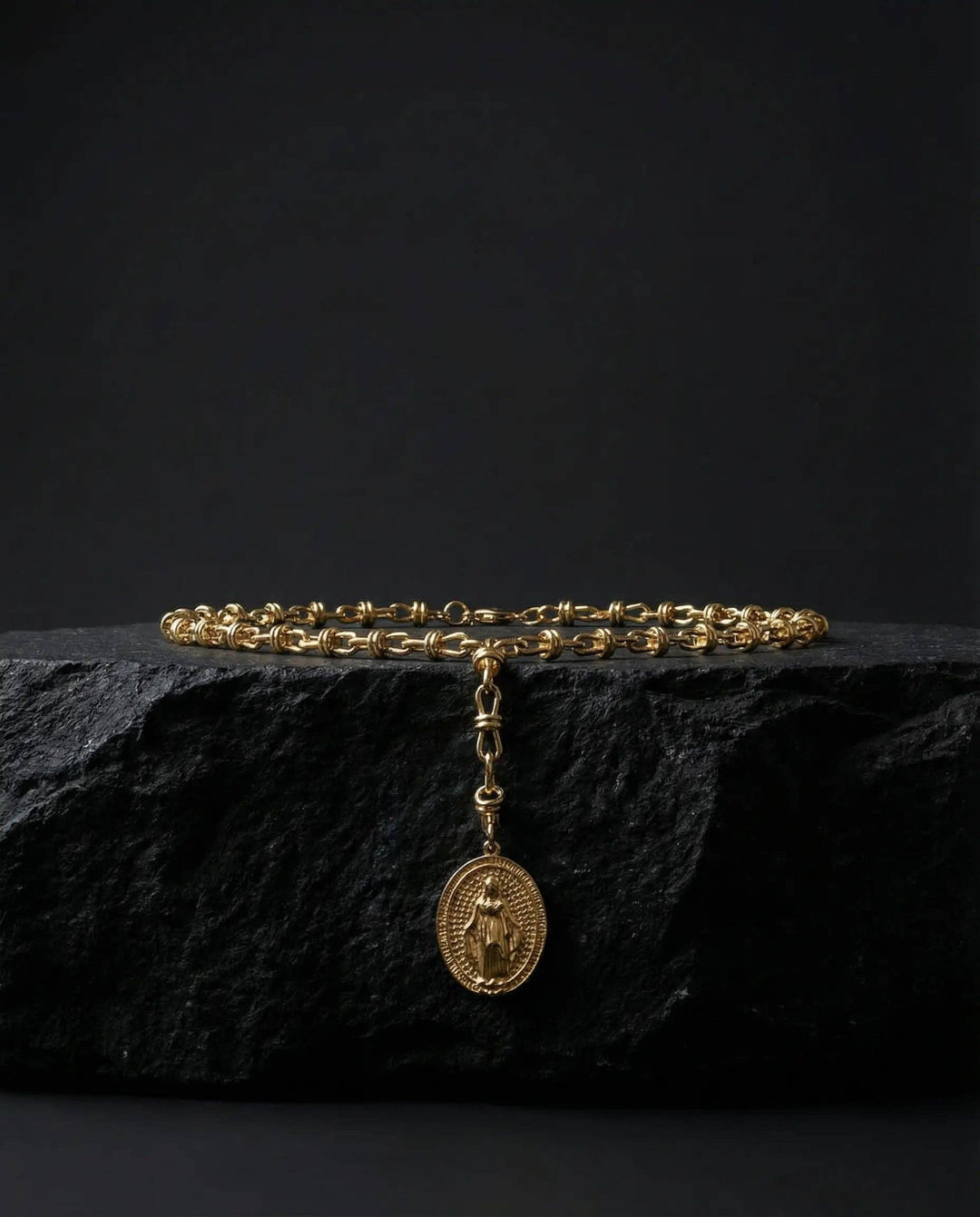 Virgin Mary Medal Necklace with Colored Zircons · 18K Gold Plated