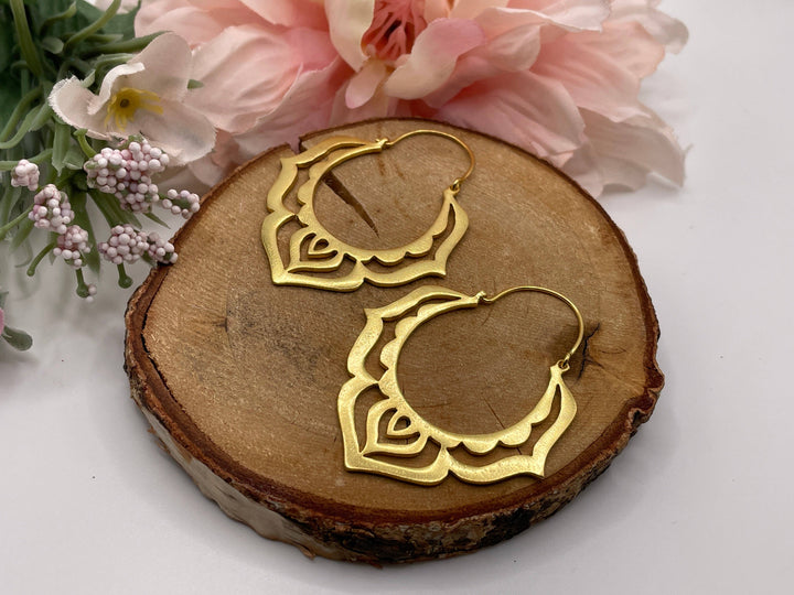 Lotus Hoops