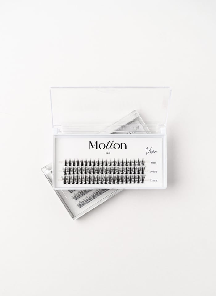 Motion Pro Glam look lash clusters